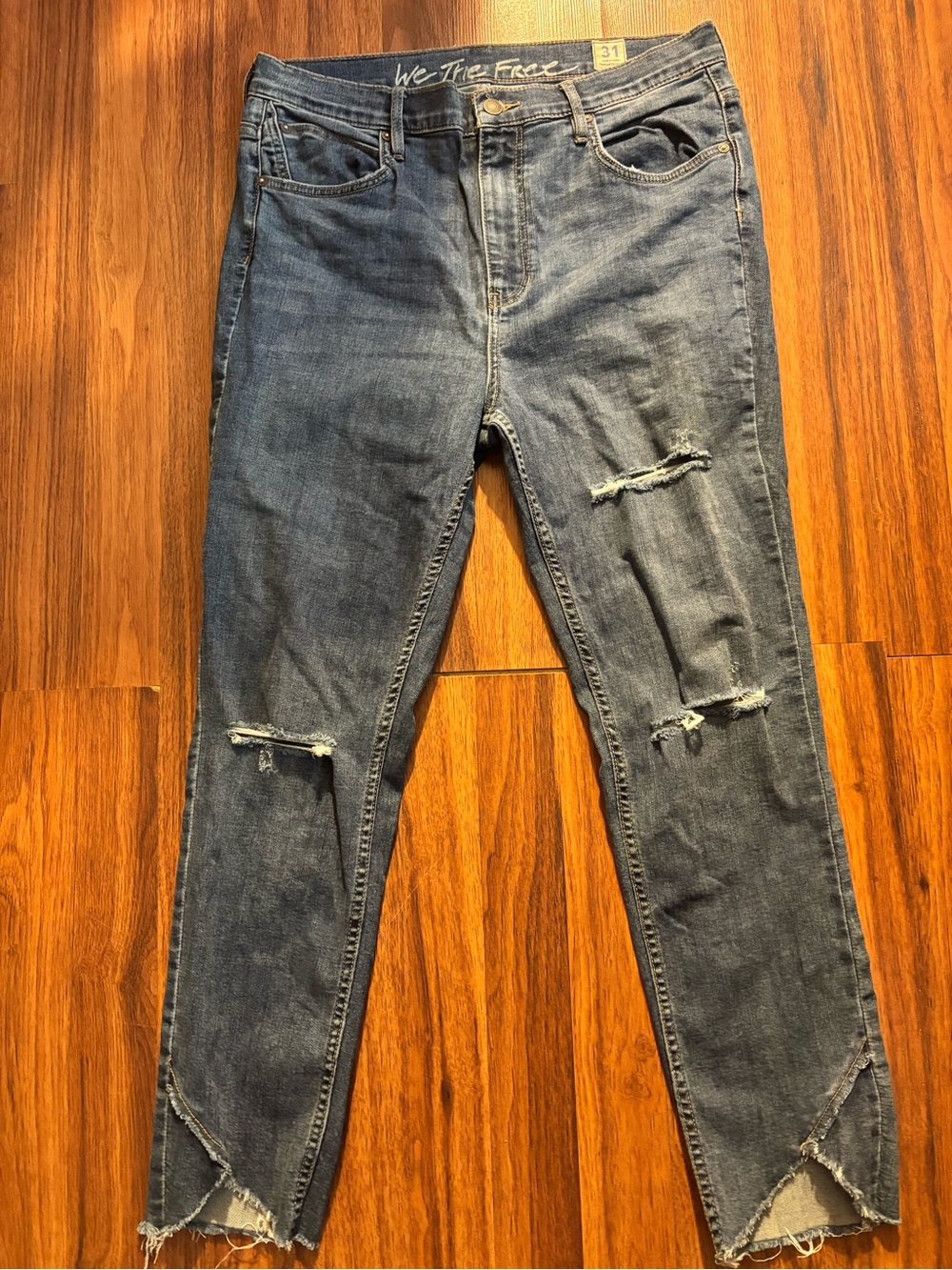 We The Free People Sunny Distressed Skinny Jeans Blue Size 31 Raw Tulip Hem